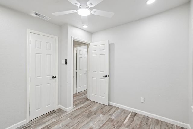 511 Commerce Street, Kemp, TX 75143