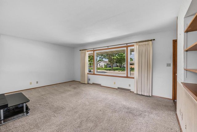 1534 N Holden STREET, Port Washington, WI 53074