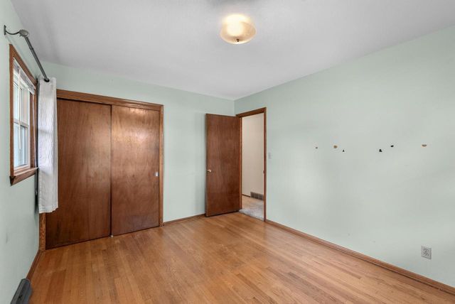 1534 N Holden STREET, Port Washington, WI 53074