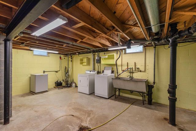 1534 N Holden STREET, Port Washington, WI 53074