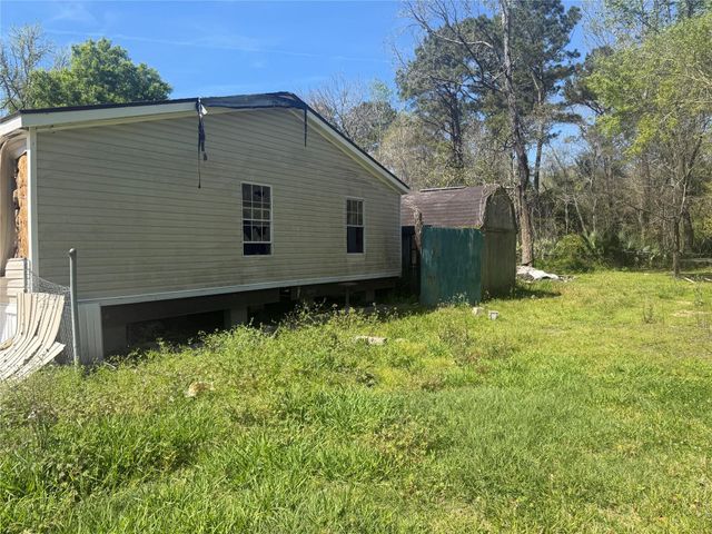 137 County Road 459, Dayton, TX 77535