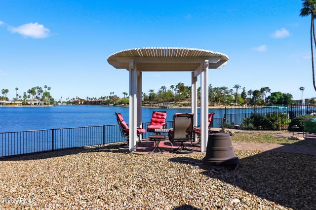 13655 N BUCCANEER Way, Sun City, AZ 85351