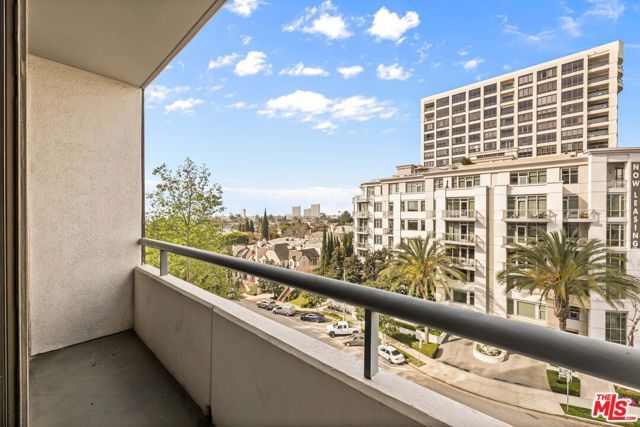 10660 Wilshire Boulevard 703, Los Angeles, CA 90024