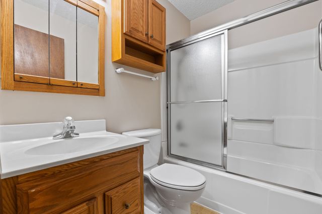 521 NE 6th Street, Ankeny, IA 50021