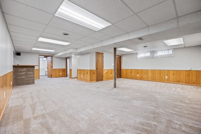 521 NE 6th Street, Ankeny, IA 50021