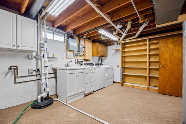 521 NE 6th Street, Ankeny, IA 50021