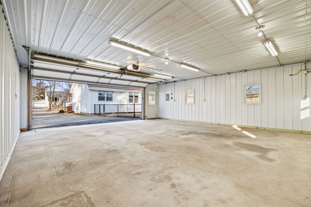 521 NE 6th Street, Ankeny, IA 50021