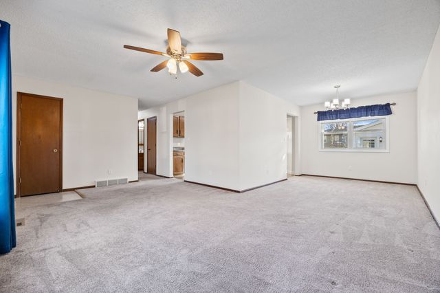 521 NE 6th Street, Ankeny, IA 50021