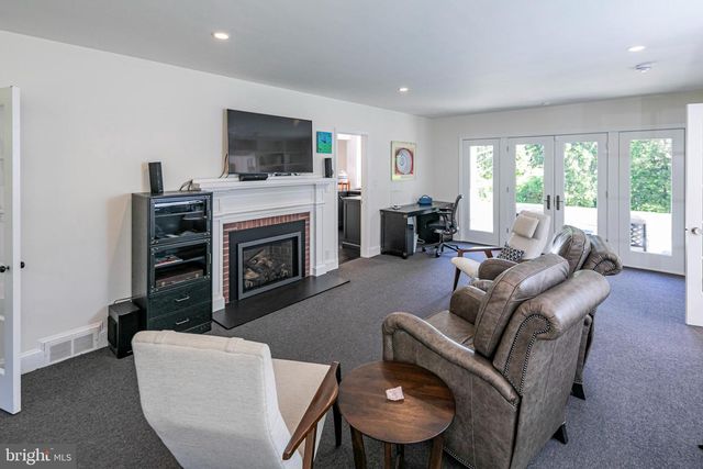 307 EDGERSTOUNE RD, Princeton, NJ 08540