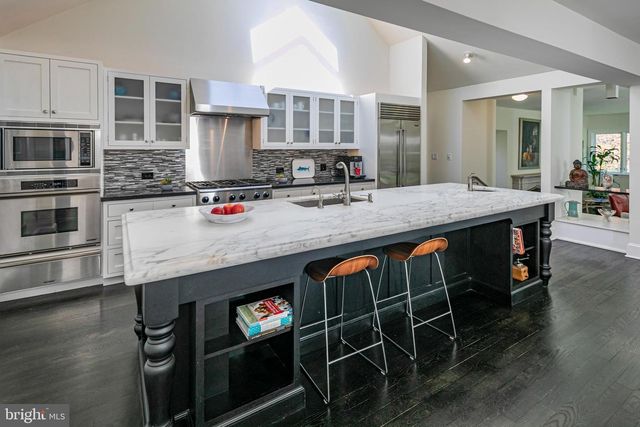 307 EDGERSTOUNE RD, Princeton, NJ 08540