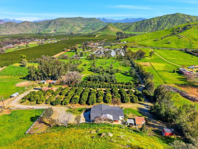 31967 Sierra Drive, Lemon Cove, CA 93244