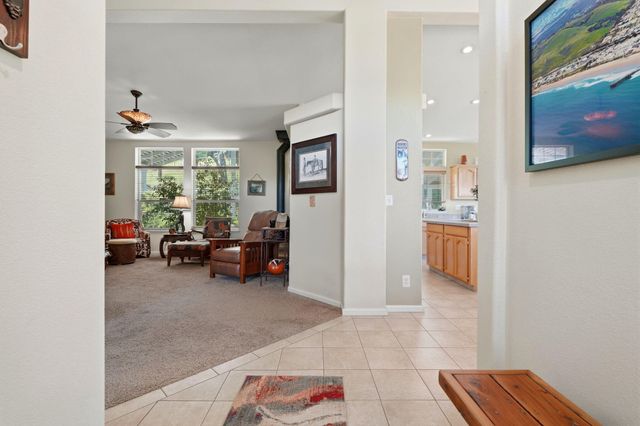 31967 Sierra Drive, Lemon Cove, CA 93244