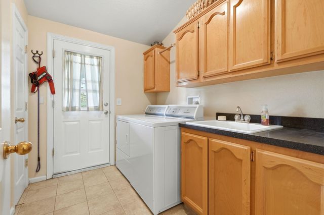 31967 Sierra Drive, Lemon Cove, CA 93244