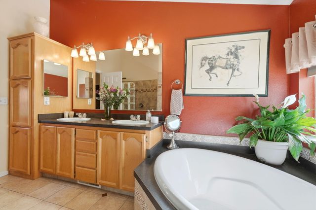 31967 Sierra Drive, Lemon Cove, CA 93244