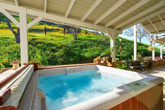 31967 Sierra Drive, Lemon Cove, CA 93244