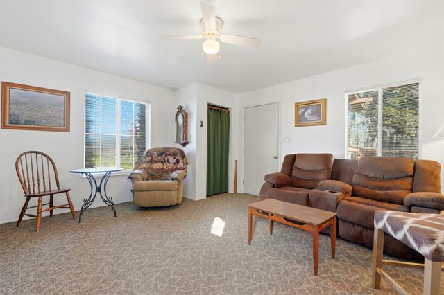 31967 Sierra Drive, Lemon Cove, CA 93244