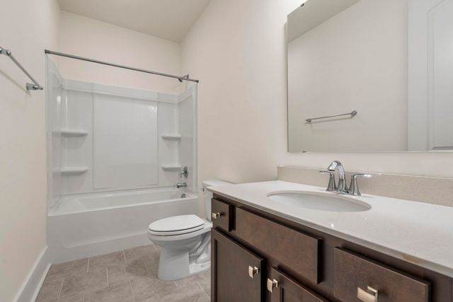 1088 Magnolia Warbler Way, Ravenel, SC 29470
