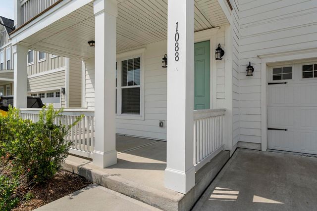 1088 Magnolia Warbler Way, Ravenel, SC 29470