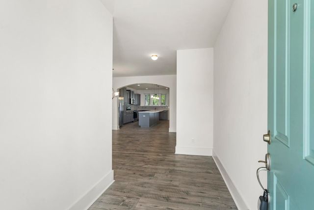 1088 Magnolia Warbler Way, Ravenel, SC 29470