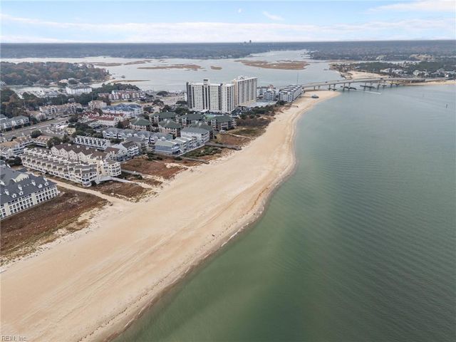 2304 Bays Edge AVE, Virginia Beach, VA 23451