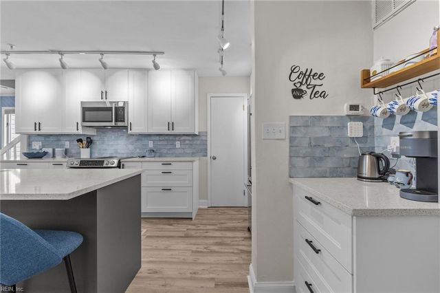 2304 Bays Edge AVE, Virginia Beach, VA 23451