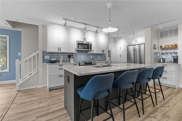 2304 Bays Edge AVE, Virginia Beach, VA 23451