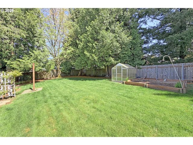 1504 Ne VILLAGE SQUIRE Ct, Gresham, OR 97030