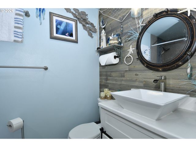 1504 Ne VILLAGE SQUIRE Ct, Gresham, OR 97030