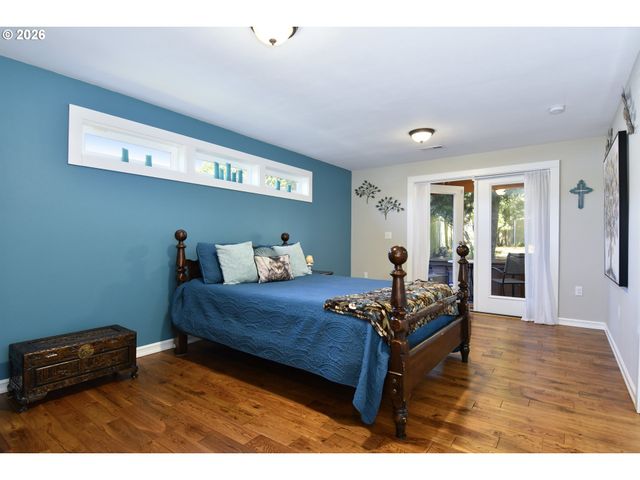 1504 Ne VILLAGE SQUIRE Ct, Gresham, OR 97030