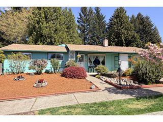 1504 Ne VILLAGE SQUIRE Ct, Gresham, OR 97030