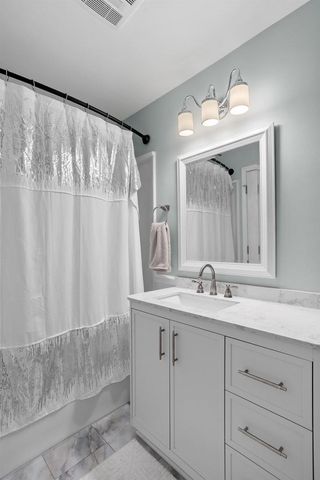 3282 Stonecreek Drive, Madison, WI 53719