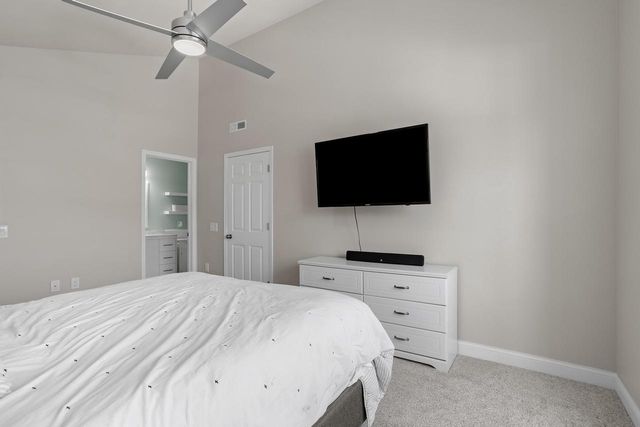 3282 Stonecreek Drive, Madison, WI 53719