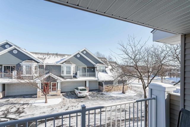 3282 Stonecreek Drive, Madison, WI 53719