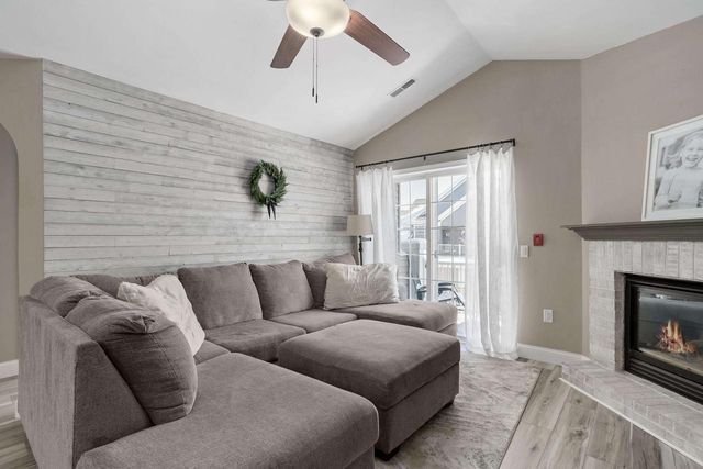 3282 Stonecreek Drive, Madison, WI 53719