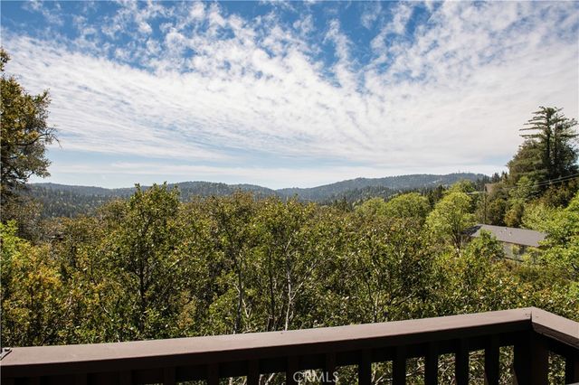 26569 Amador Lane, Lake Arrowhead, CA 92352