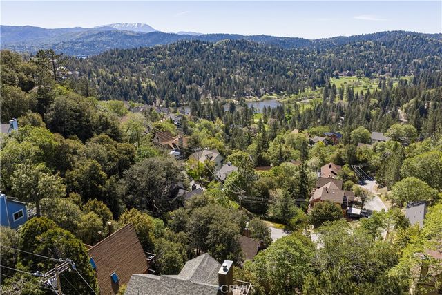 26569 Amador Lane, Lake Arrowhead, CA 92352