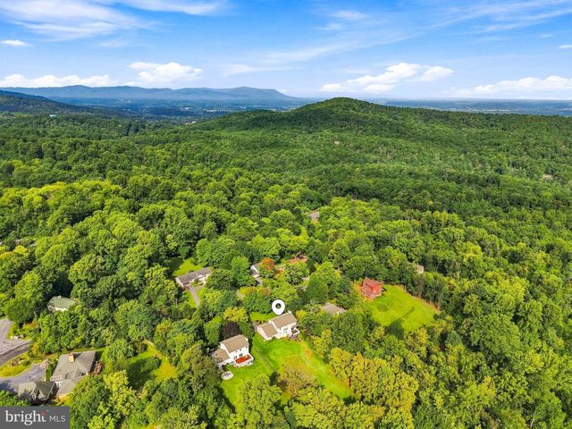 291 HIGH KNOB RD, Front Royal, VA 22630