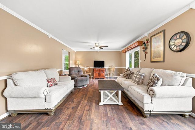 291 HIGH KNOB RD, Front Royal, VA 22630