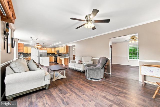 291 HIGH KNOB RD, Front Royal, VA 22630