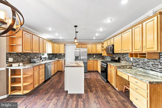 291 HIGH KNOB RD, Front Royal, VA 22630