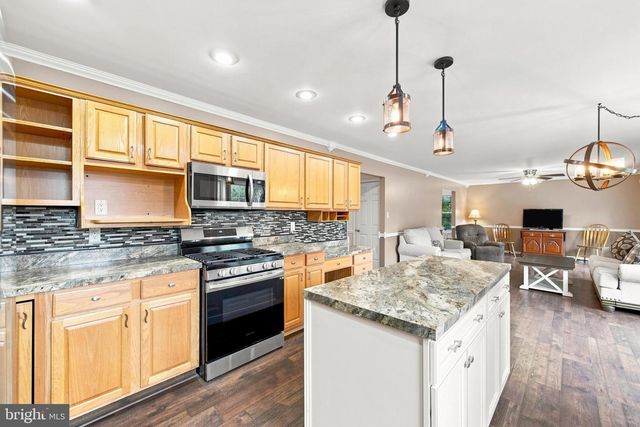 291 HIGH KNOB RD, Front Royal, VA 22630