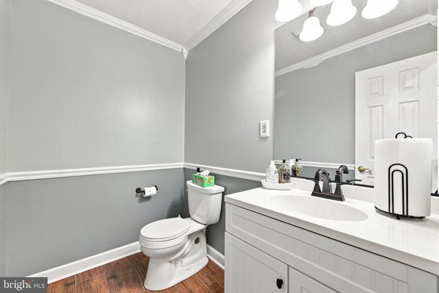 291 HIGH KNOB RD, Front Royal, VA 22630