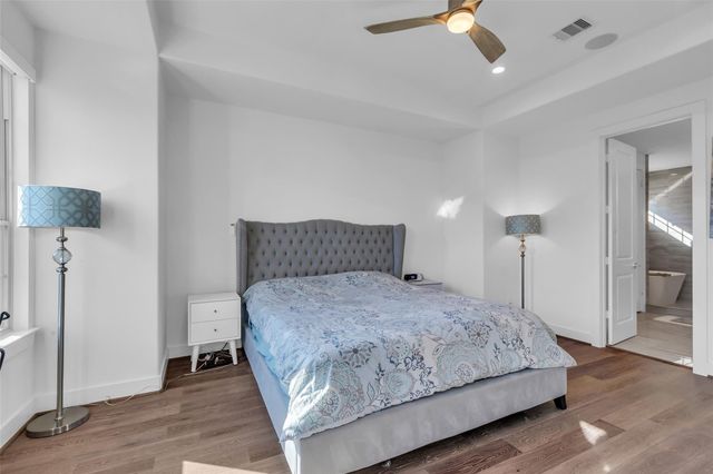 3409 Ridgeway Valley Lane, Houston, TX 77055