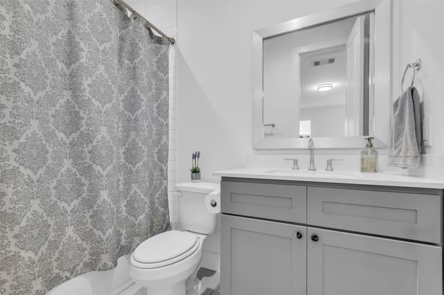 3409 Ridgeway Valley Lane, Houston, TX 77055