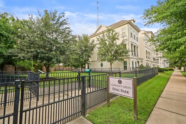 3409 Ridgeway Valley Lane, Houston, TX 77055