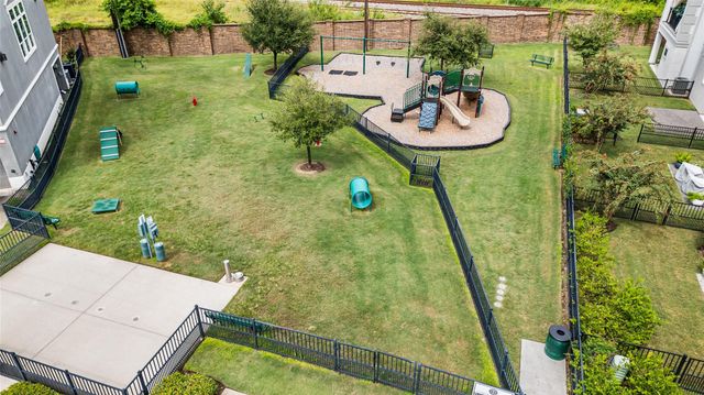 3409 Ridgeway Valley Lane, Houston, TX 77055