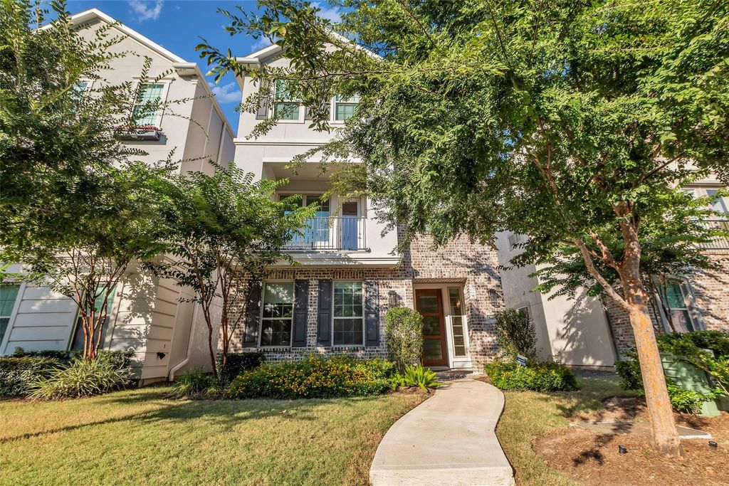 3409 Ridgeway Valley Lane, Houston, TX 77055
