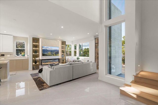 22540 Stevens Creek Boulevard, Cupertino, CA 95014