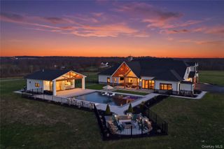 400 Bruyn Turnpike, Wallkill, NY 12589