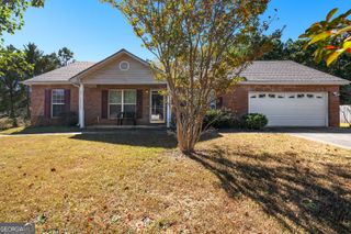 290 Whistle Way, Locust Grove, GA 30248